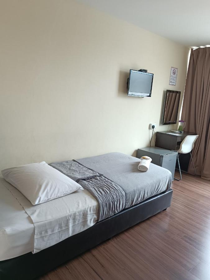 So Hotel George Town Bagian luar foto