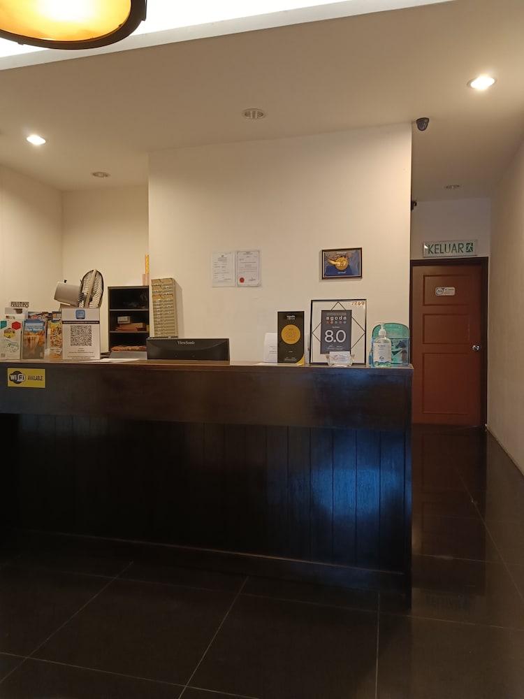 So Hotel George Town Bagian luar foto